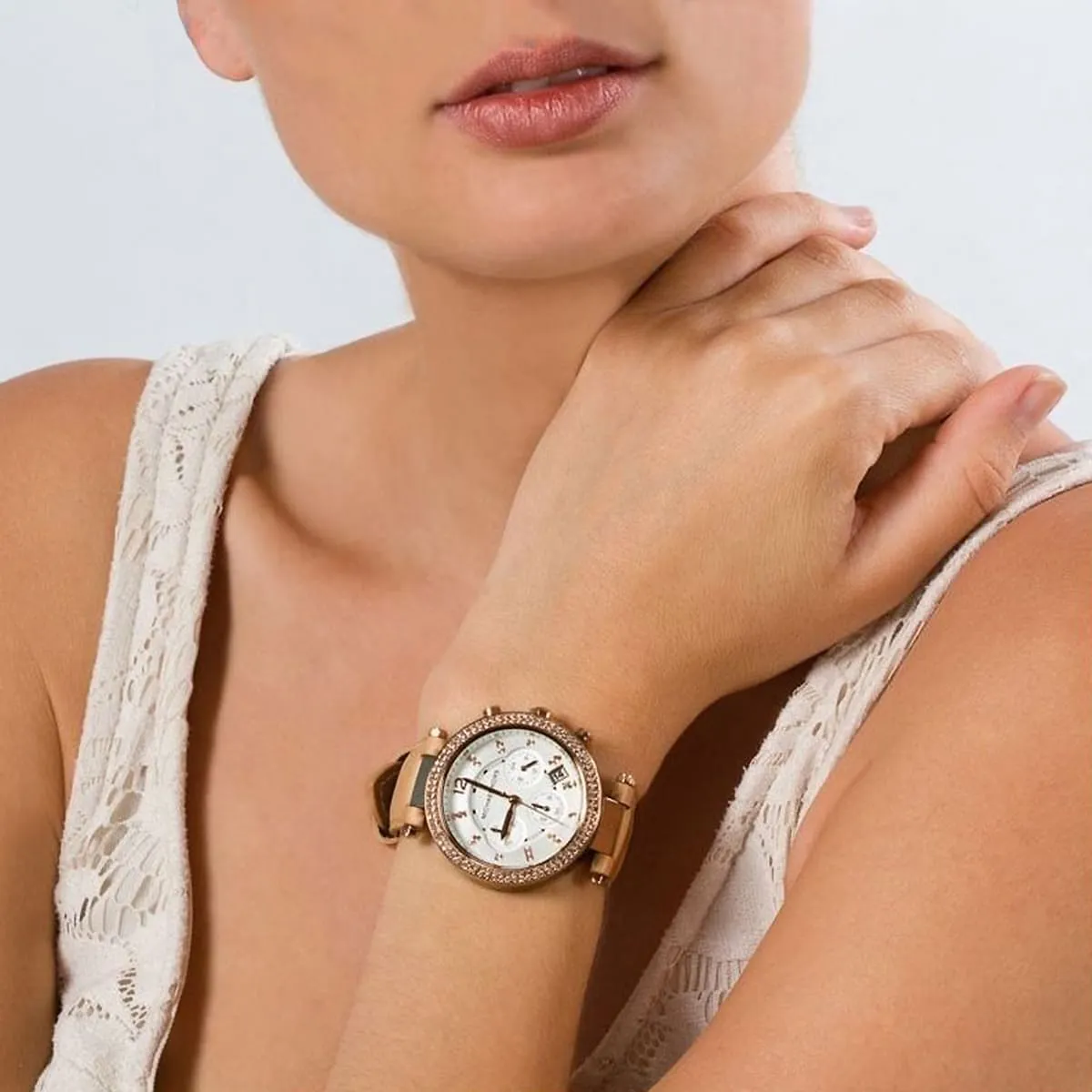 mk5633-michael-kors-watch-women-crystals-white-dial-leather-havan-strap-quartz-battery-analog-chronograph-parker_14.webp
