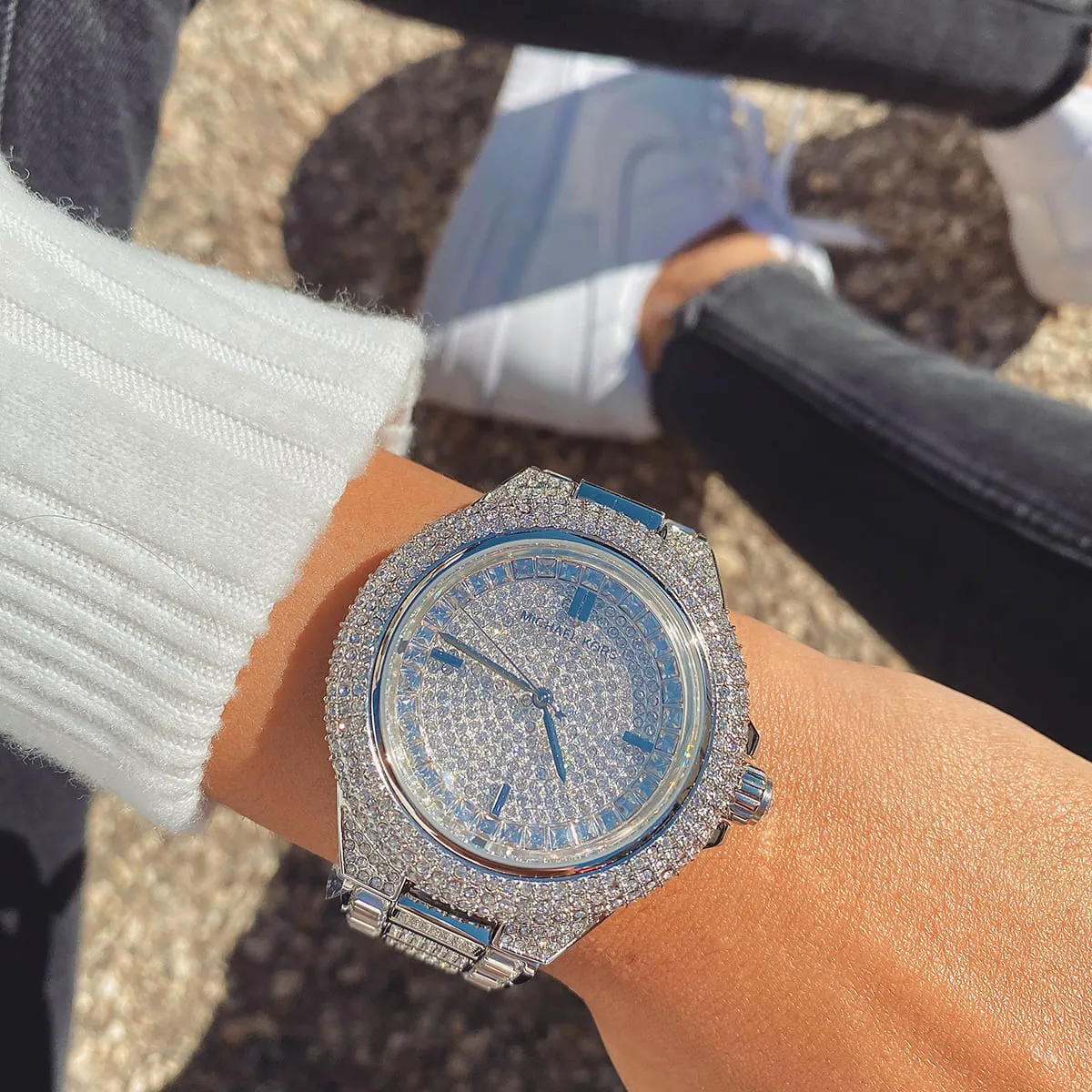 mk5869-michael-kors-watch-women-crystals-silver-dial-metal-stainless-steel-strap-quartz-battery-analog-three-hand-camille_12.webp