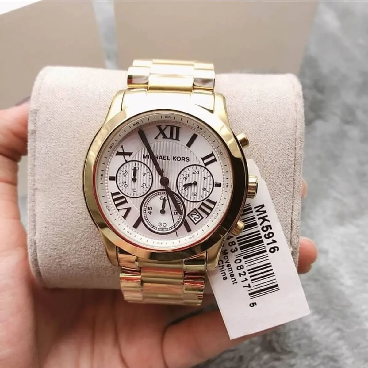 mk5916-michael-kors-watch-women-white-dial-metal-stainless-steel-gold-strap-quartz-battery-analog-chronograph-cooper_11.webp