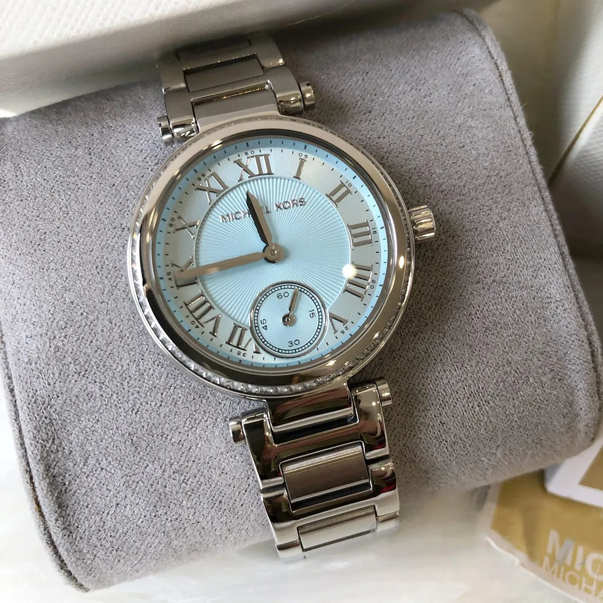 mk5988-michael-kors-watch-women-blue-dial-metal-stainless-steel-silver-strap-quartz-battery-analog-three-hand-skylar_7.webp