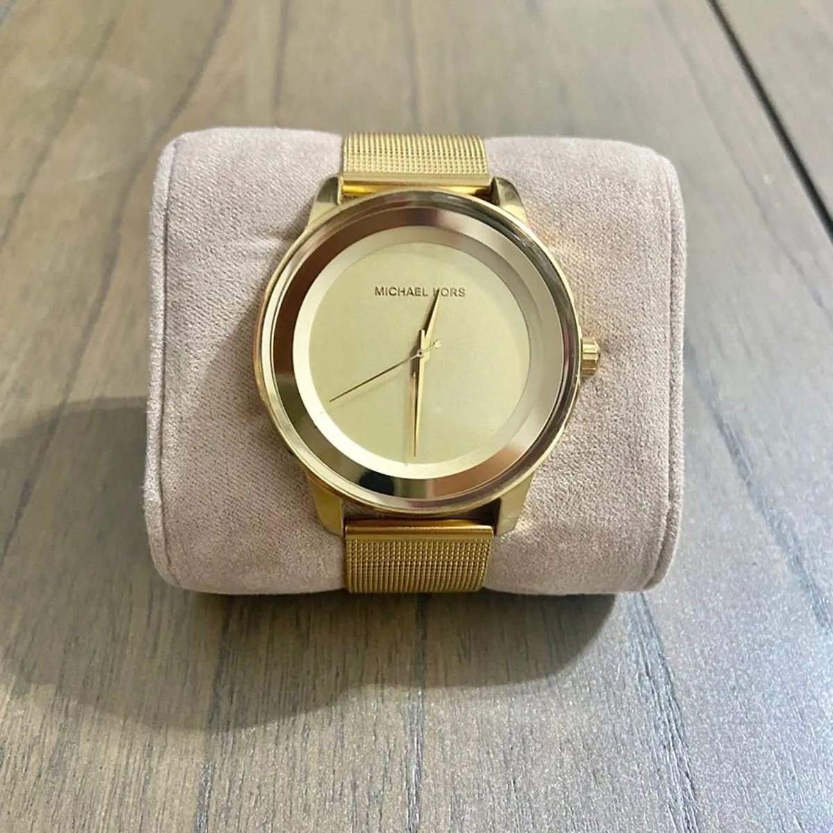 mk6295-michael-kors-watch-women-gold-dial-metal-stainless-steel-golden-mesh-strap-quartz-battery-analog-three-hand-kinley_7.webp