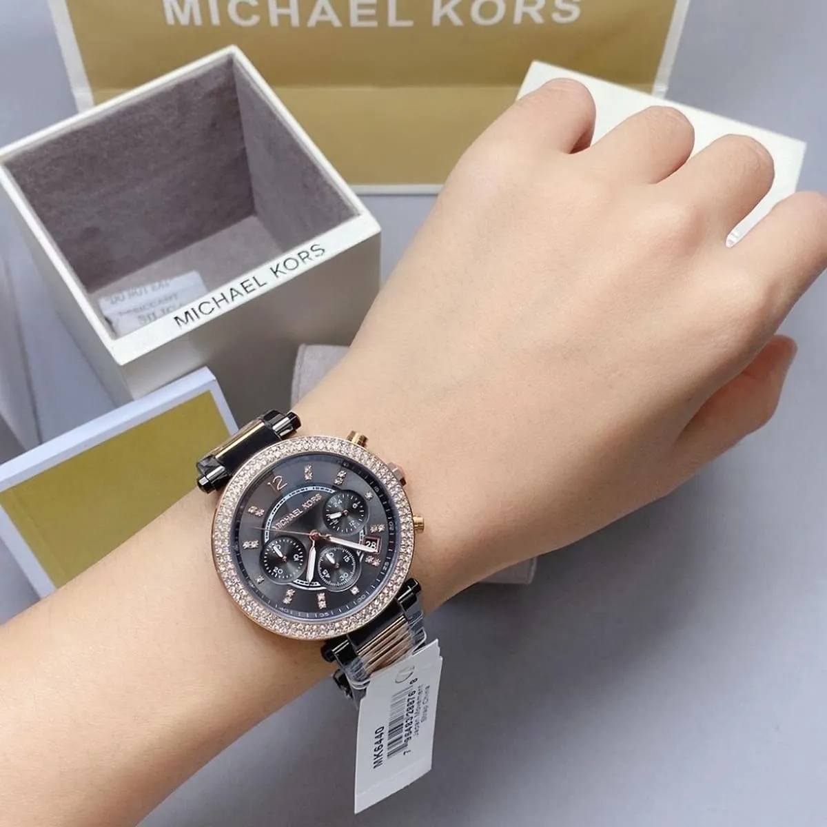 mk6440-michael-kors-watch-women-crystals-gray-dial-metal-stainless-steel-grey-rose-gold-strap-quartz-battery-analog-chronograph-parker_8.webp