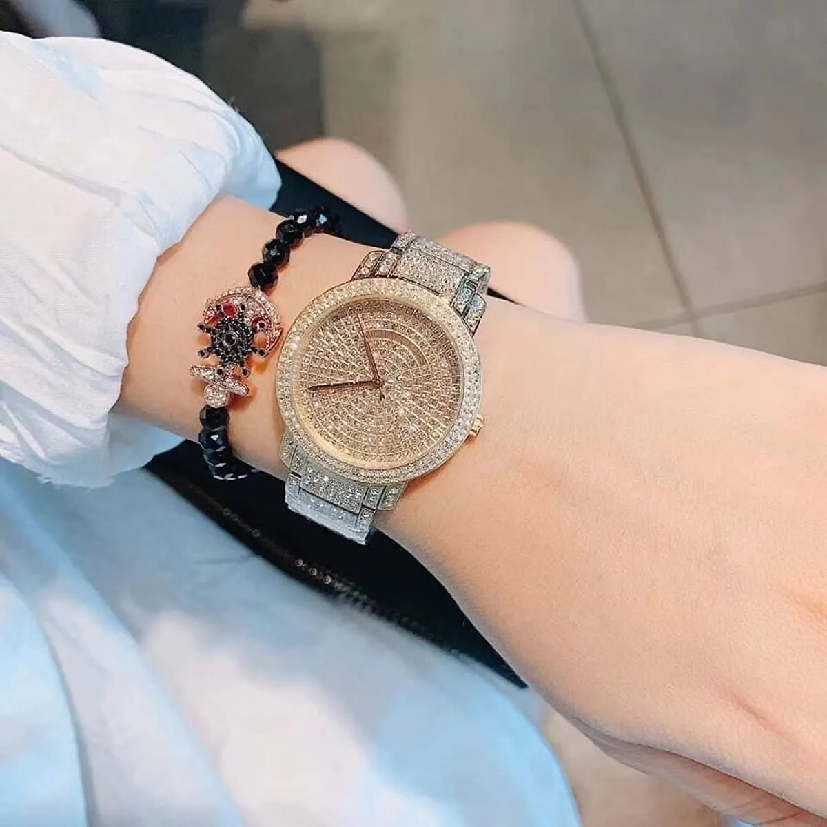 mk6548-michael-kors-watch-women-crystals-rose-gold-dial-metal-stainless-steel-strap-quartz-battery-analog-three-hand-darci_3.webp