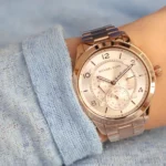 mk6589-michael-kors-watch-women-rose-gold-dial-metal-stainless-steel-strap-quartz-battery-analog-runway.webp