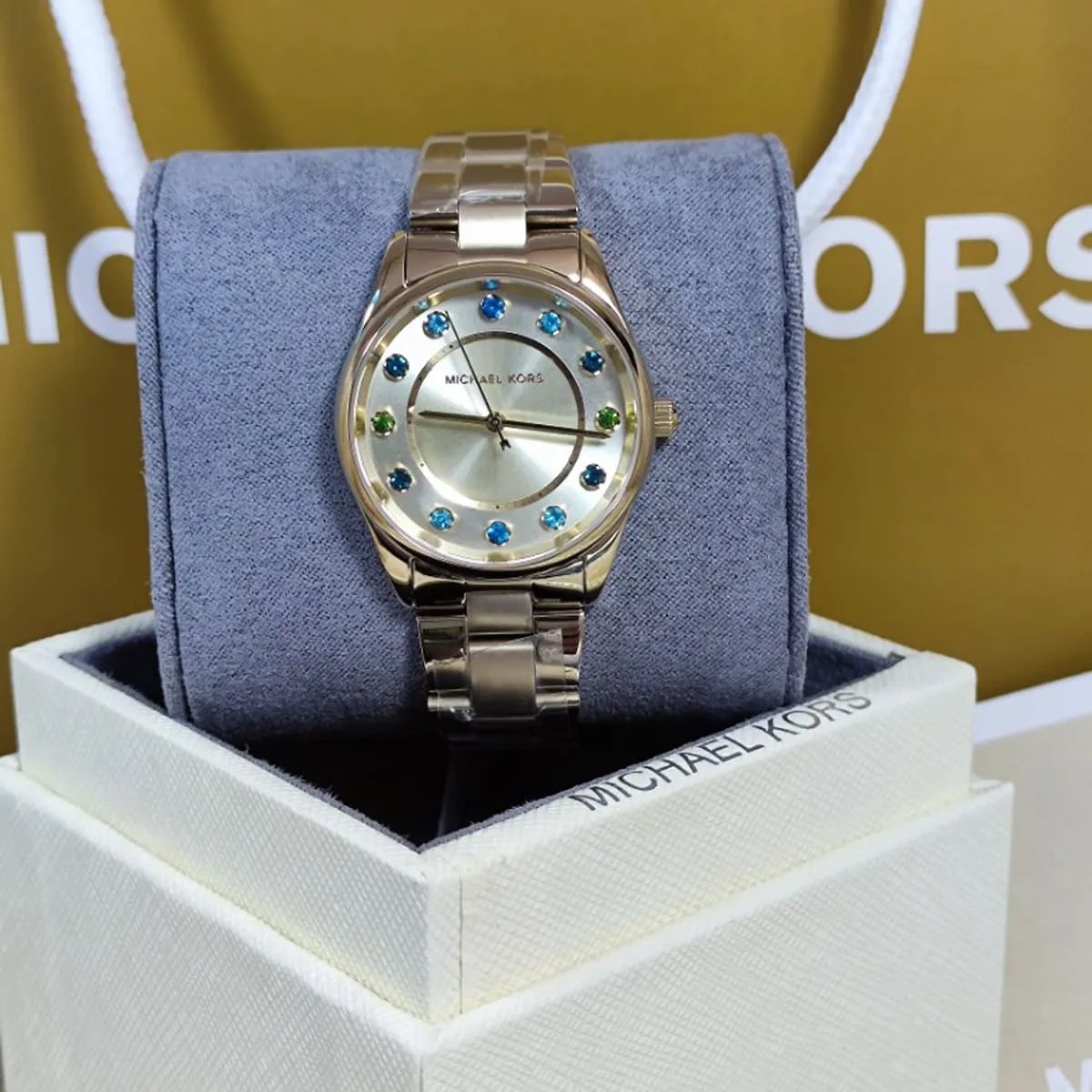 mk6602-michael-kors-watch-women-gold-dial-metal-stainless-steel-golden-strap-quartz-battery-analog-three-hand-colette_12.webp