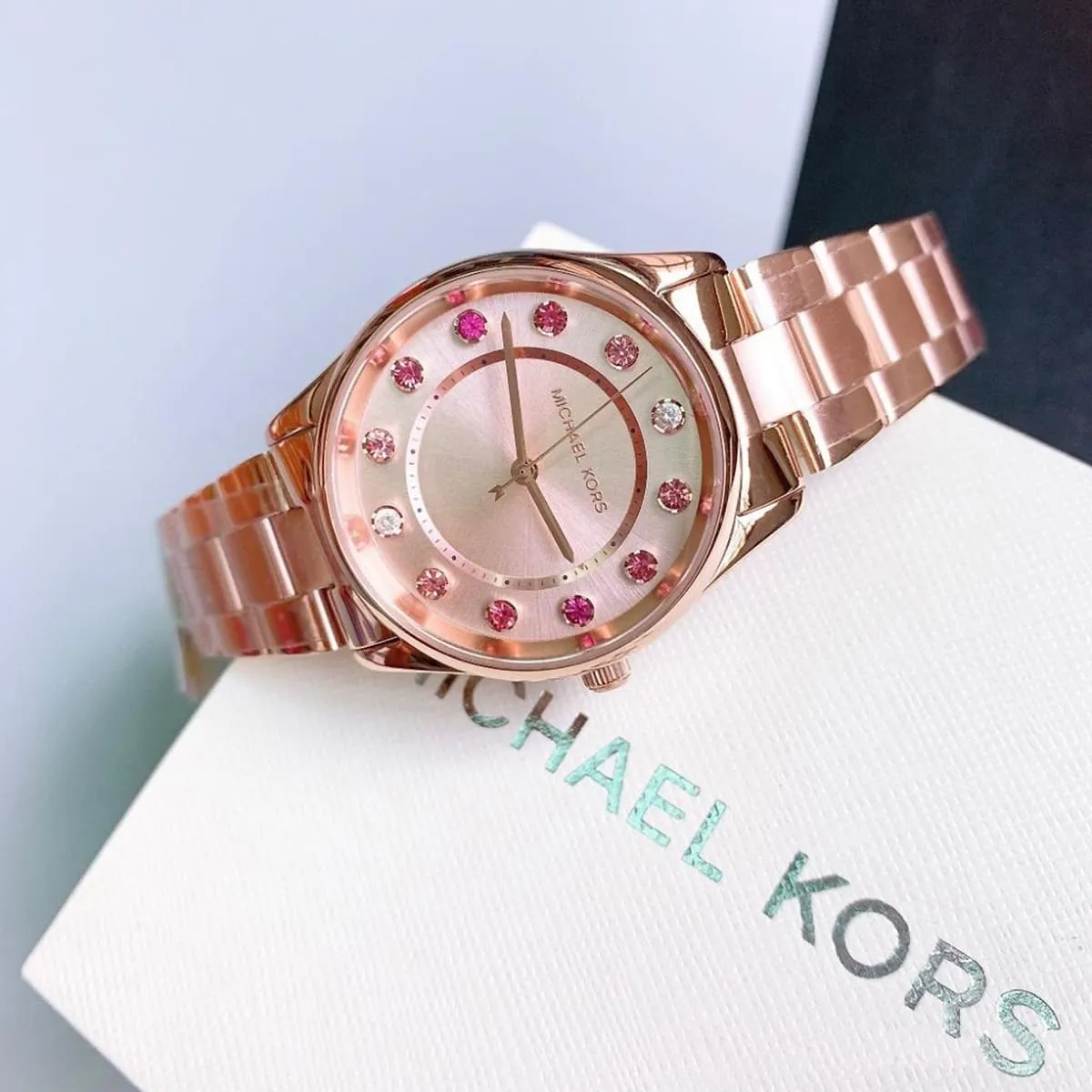 mk6604-michael-kors-watch-women-rose-gold-dial-metal-stainless-steel-strap-quartz-battery-analog-three-hand-colette_11.webp