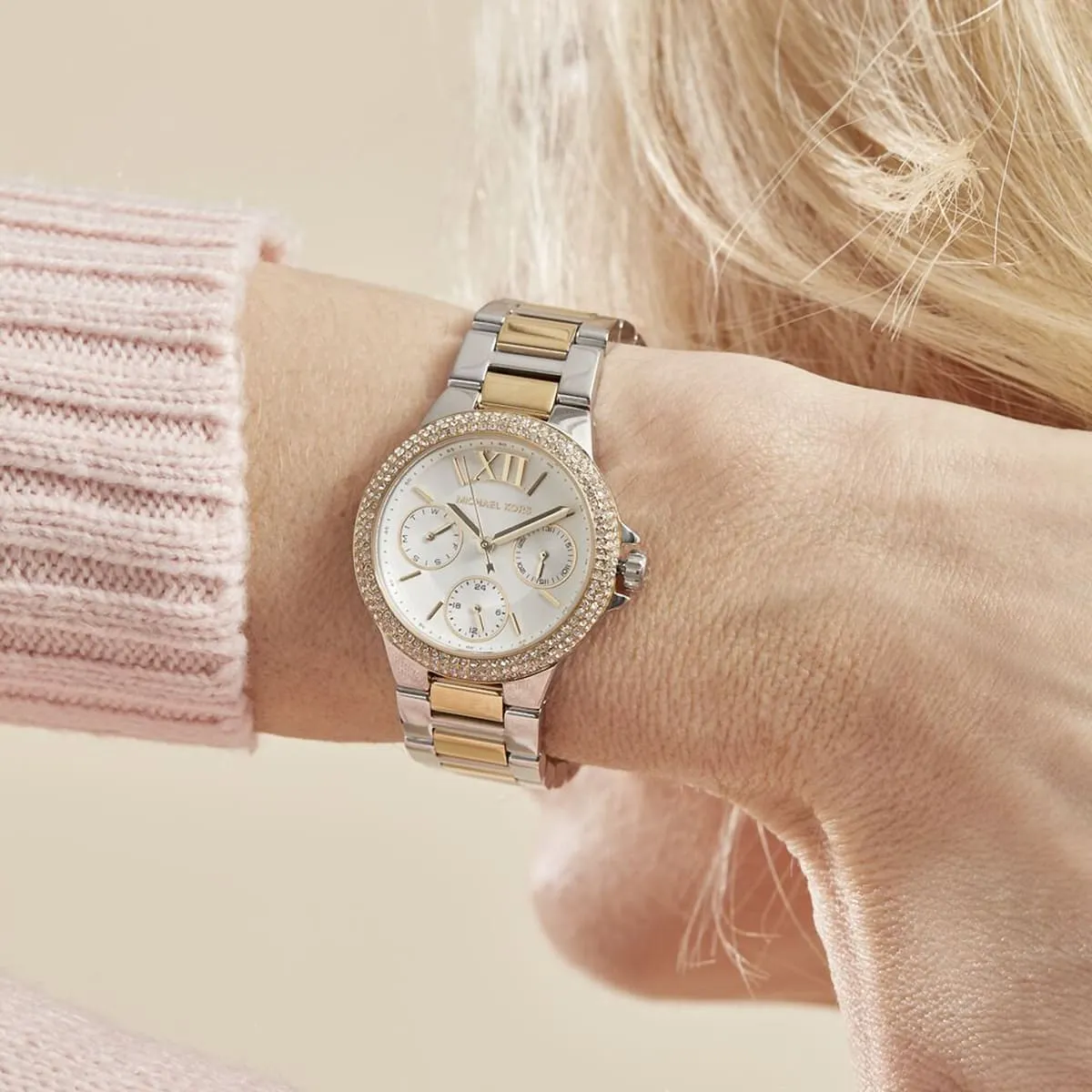 mk6982-michael-kors-watch-women-crystals-white-dial-metal-stainless-steel-silver-gold-two-tone-strap-quartz-battery-analog-camille_7.webp