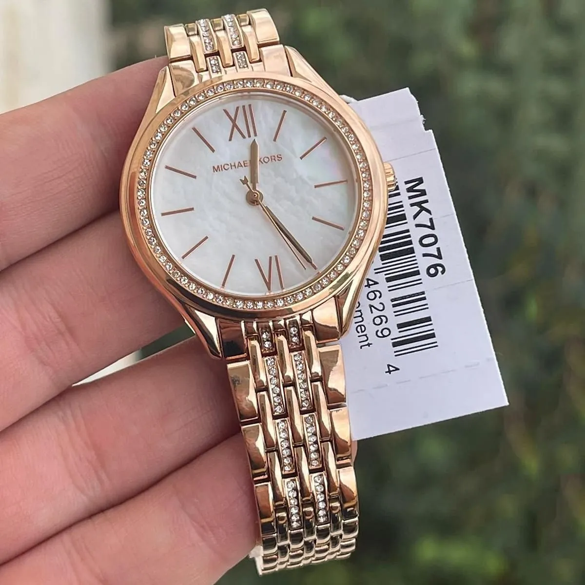 mk7076-michael-kors-watch-women-crystals-white-dial-metal-stainless-steel-rose-gold-strap-quartz-battery-analog-three-hand-mindy_9.webp