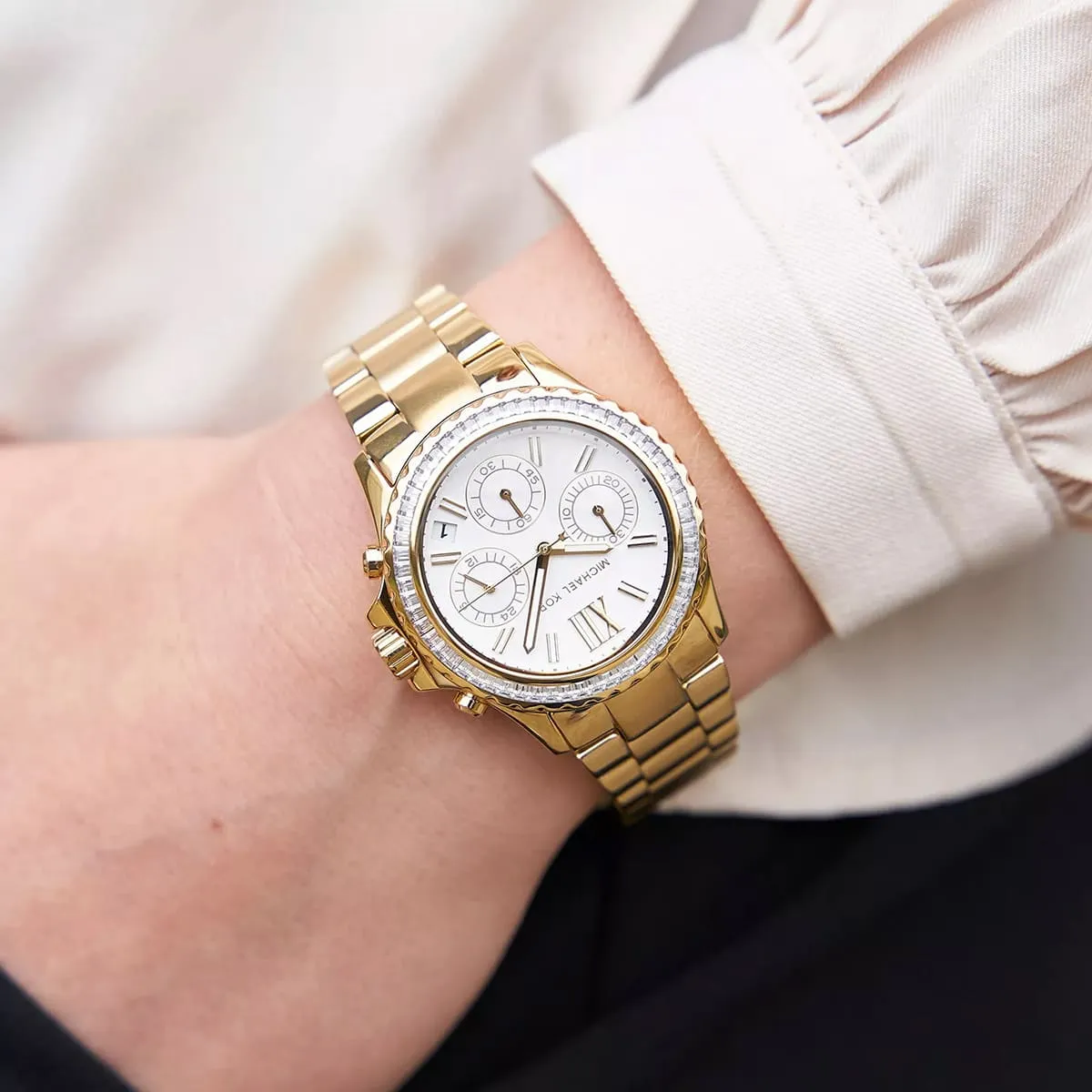 mk7212-michael-kors-watch-women-crystals-white-dial-metal-stainless-steel-gold-strap-quartz-battery-analog-chronograph-everest_11.webp