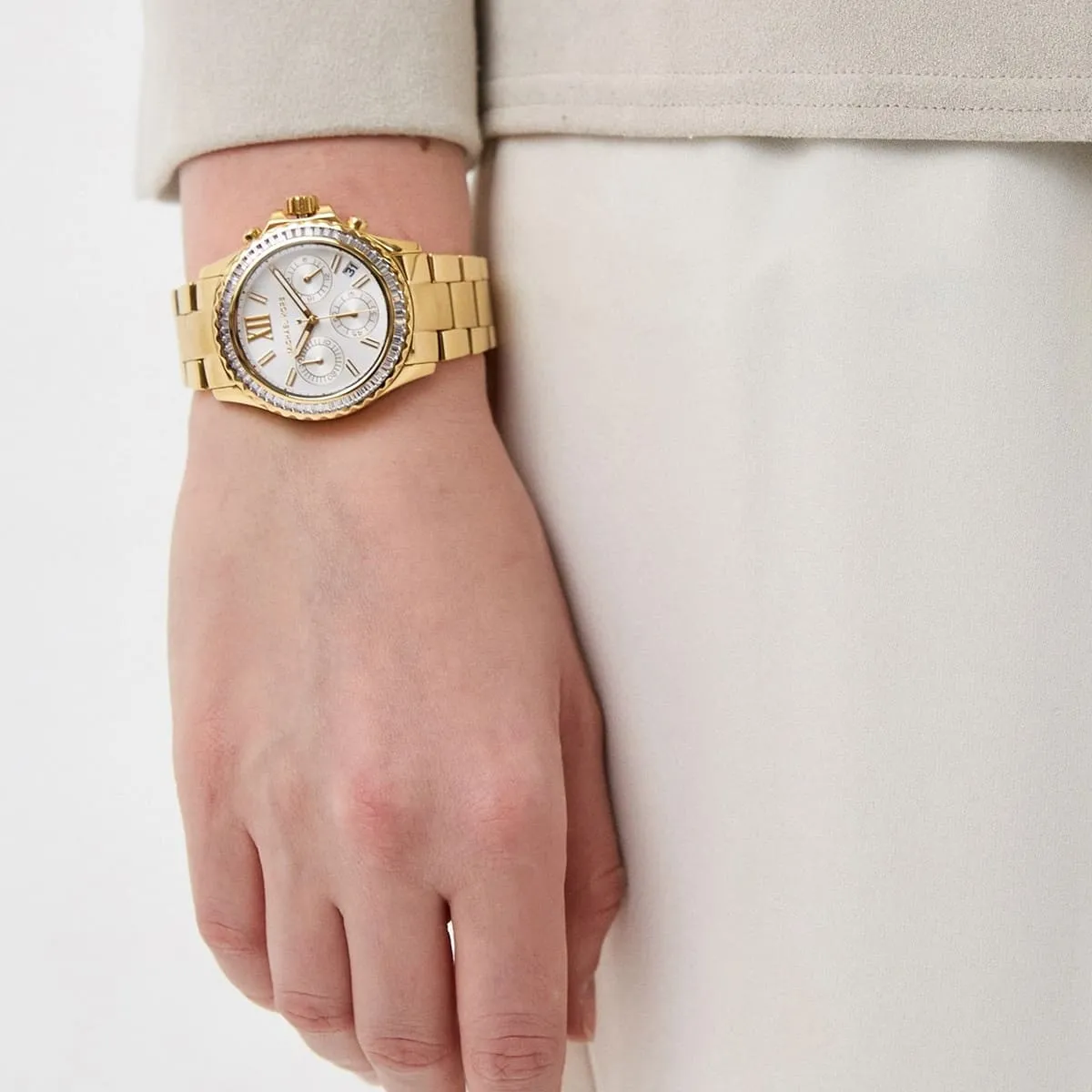 mk7212-michael-kors-watch-women-crystals-white-dial-metal-stainless-steel-gold-strap-quartz-battery-analog-chronograph-everest_12.webp