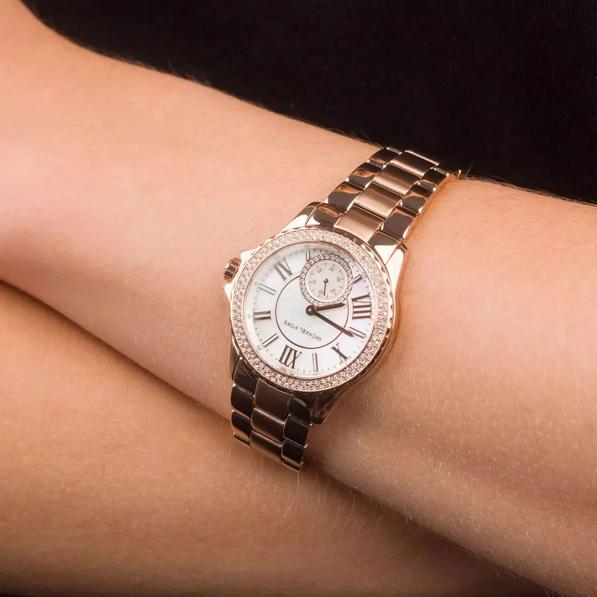 mk7364-michael-kors-watch-women-mother-of-pearl-crystals-white-dial-metal-stainless-steel-rose-gold-strap-quartz-battery-analog-mini-everest_9.webp