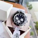mk8256-michael-kors-watch-men-black-dial-metal-stainless-steel-silver-strap-quartz-battery-analog-chronograph-everest.webp