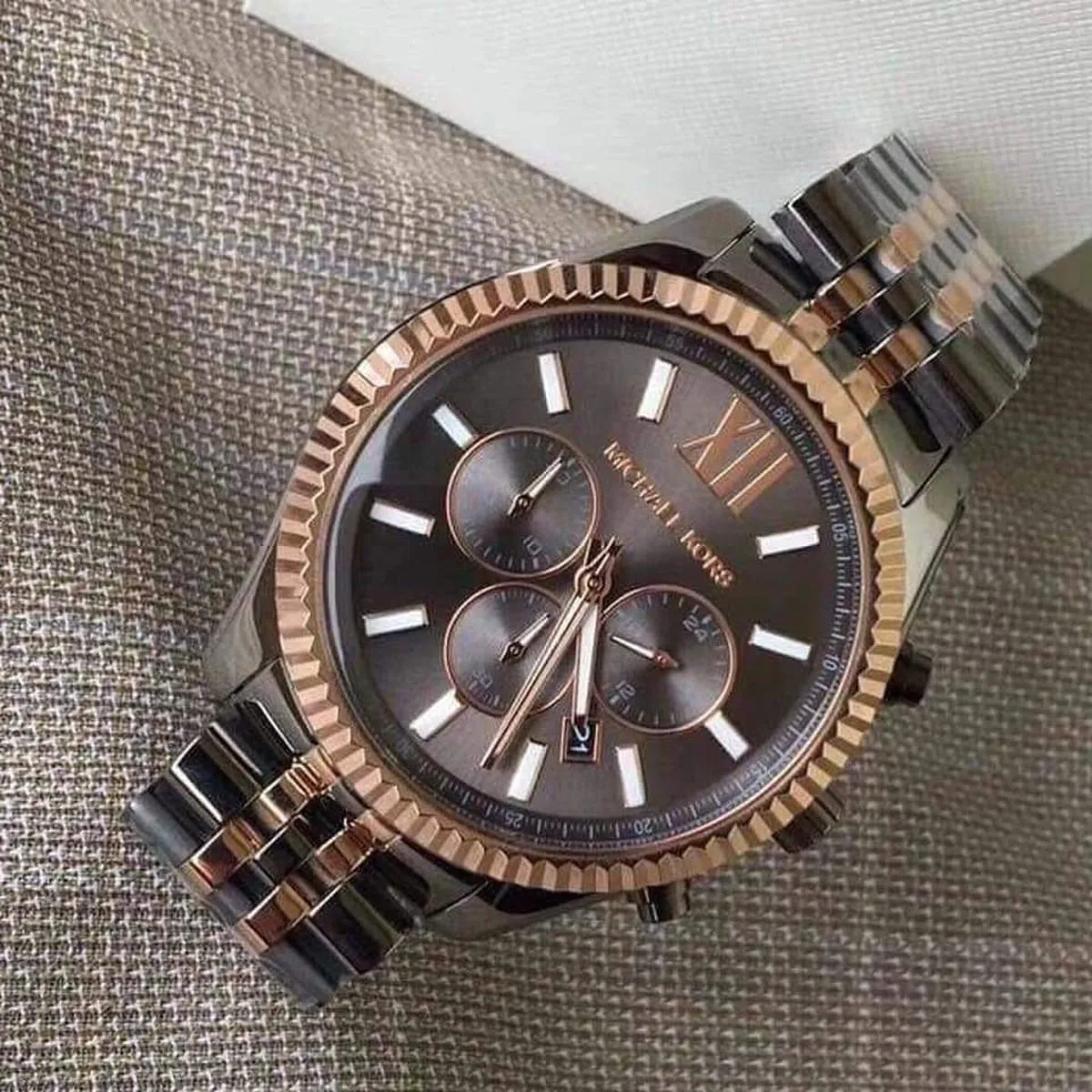 mk8561-michael-kors-watch-men-gray-dial-metal-stainless-steel-grey-rose-gold-strap-quartz-battery-analog-chronograph-lexington_12.webp