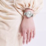 nf5033-s-w-naviforce-watch-wr-3atm-women-white-dial-stainless-steel-metal-silver-strap-quartz-battery-analog-three-hand-for-dream.jpg