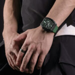 nf8025-b-gn-gn-naviforce-watch-chronograph-wr-3atm-men-green-dial-rubber-strap-quartz-battery-square-analog-for-dream.jpg