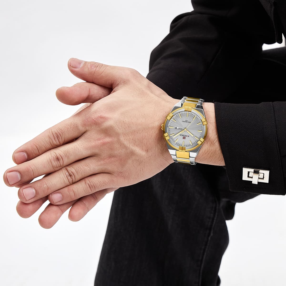 nf9218-g-w-naviforce-watch-water-resistant-30m-men-white-dial-stainless-steel-metal-silver-gold-strap-quartz-battery-analog-three-hand-for-dream_6.jpg