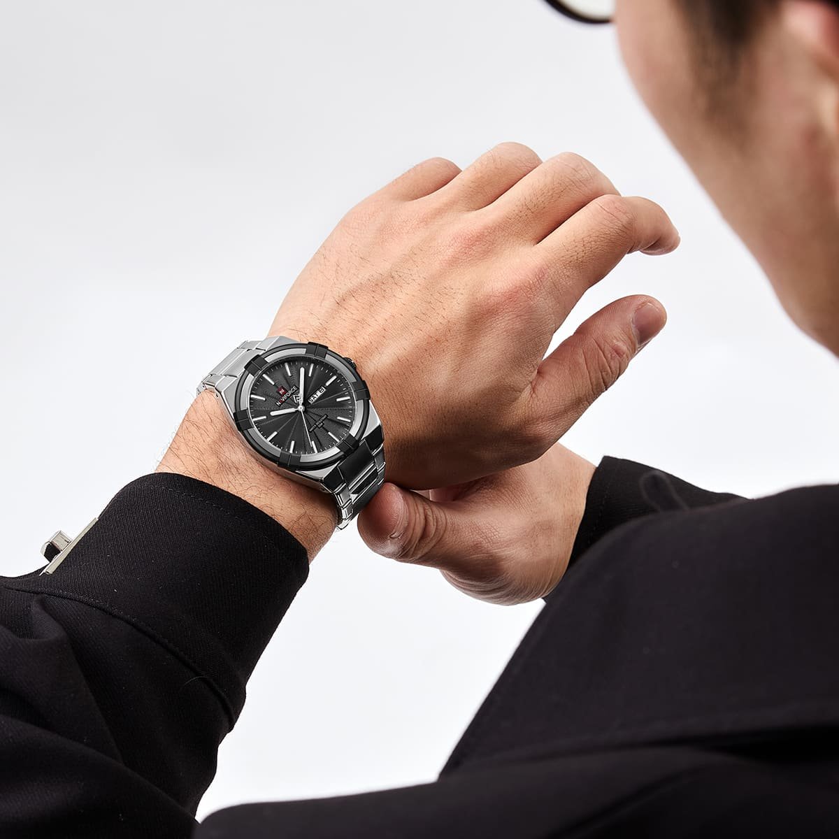 nf9218-s-b-naviforce-watch-water-resistant-30m-men-black-dial-stainless-steel-metal-silver-strap-quartz-battery-analog-three-hand-for-dream_7.jpg