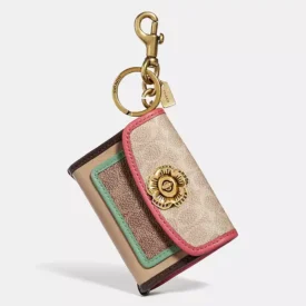 ميدالية كوتش Parker Charm