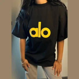 الو يوجا تي شيرت Alo yoga