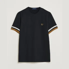 فريد بيري تي شيرت