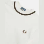 fred-perry-crew-neck-pique-t-shirt—snow-white-chocolate-brown-20190221213229-1-outlet90-com