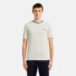 fred-perry-crew-neck-pique-t-shirt—snow-white-chocolate-brown-20190221213229-1-outlet90-com