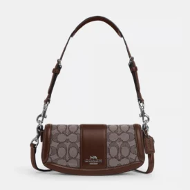 شنطة كوتش Coach