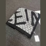 56192aad-ba77-49a5-b60c-dae90f9c77a2-26-outlet90-com