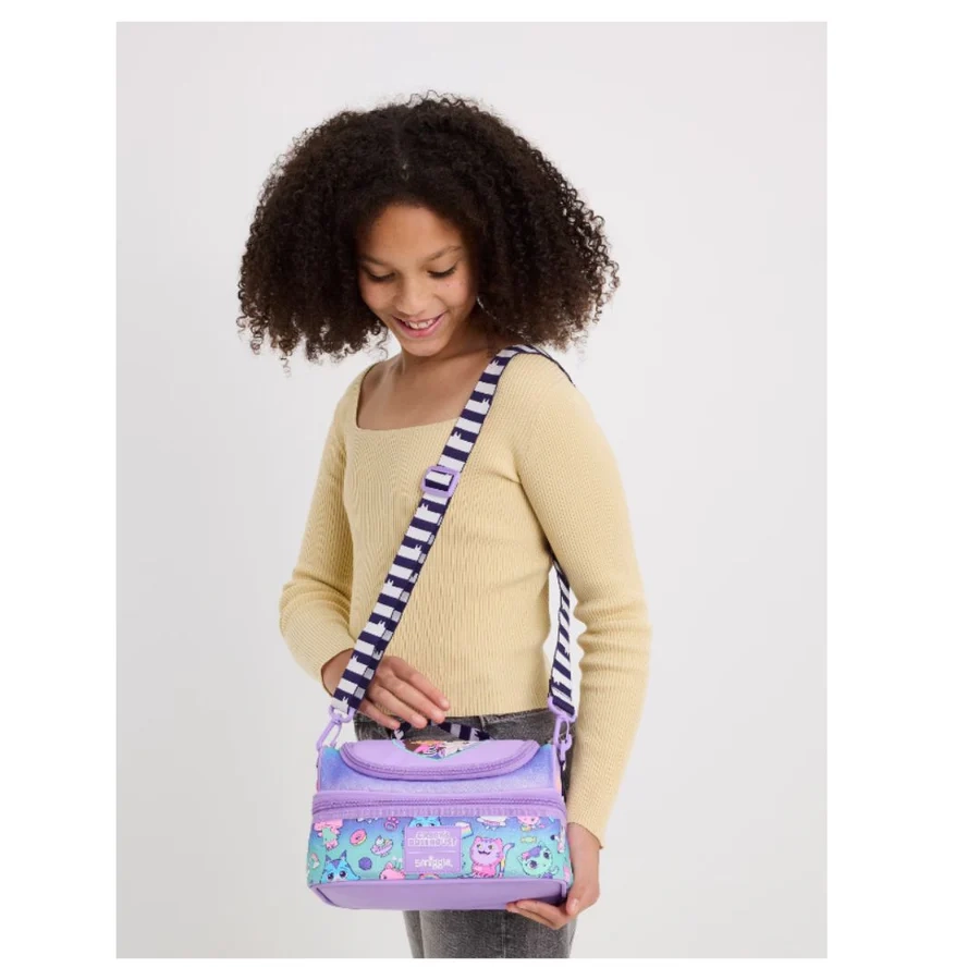 smigglegabby_sdollhousedoubledeckerlunchboxwithstrap_3_900x-4-outlet90-com