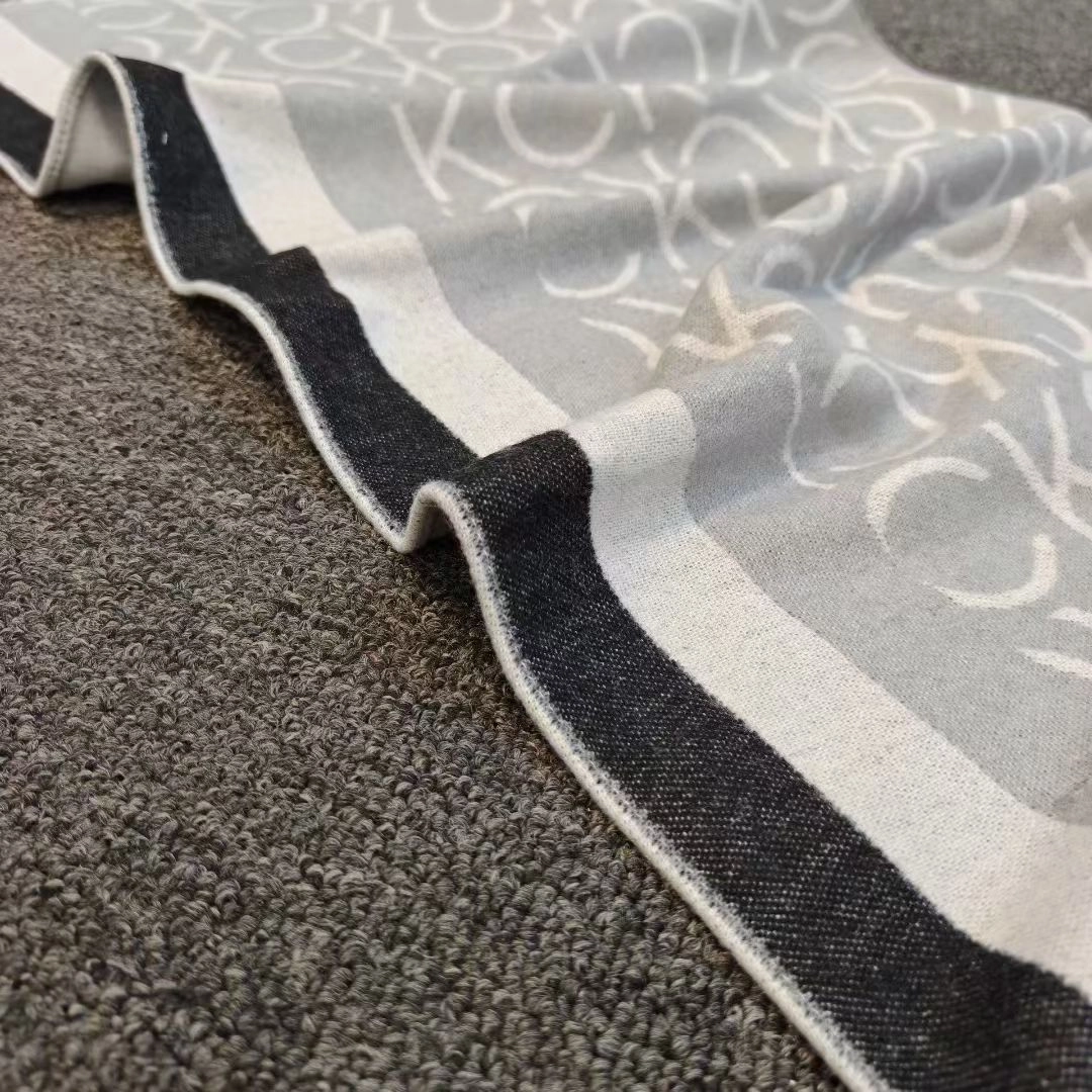 112fb4f5-3727-4b2b-b3c6-9b572a414ee0-19-outlet90-com