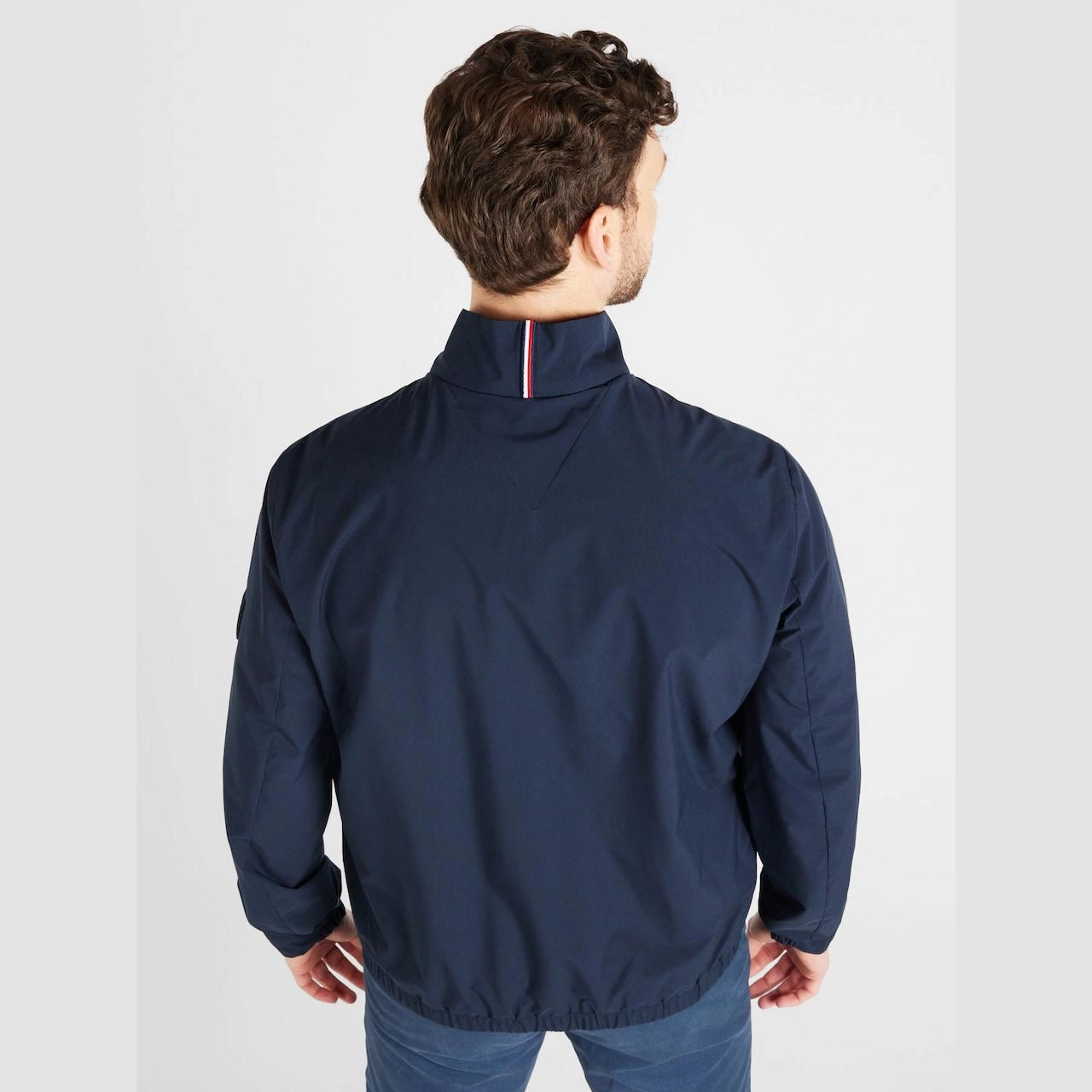 8e4b8c0b-b656-4a3e-aeed-d971b56bc907-4-outlet90-com