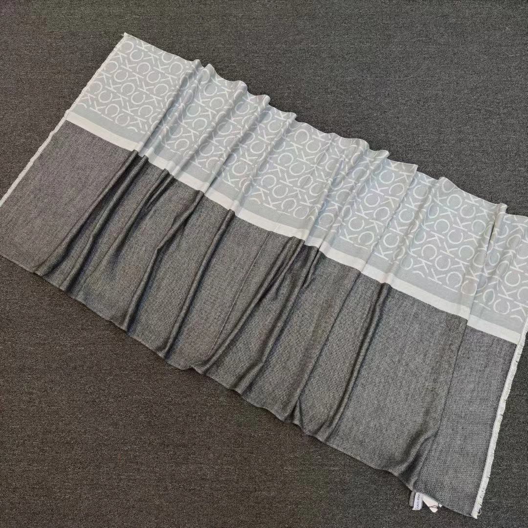 a9a3ea9f-73ac-4fb3-a4d8-88e8e2697f9f-28-outlet90-com