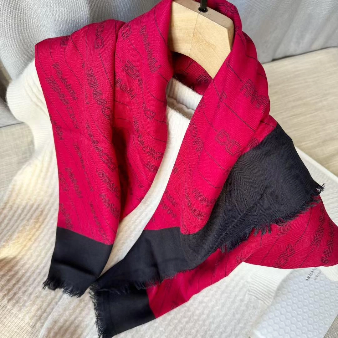 b4089976-c612-4a54-93d1-5eb701ec99ca-4-outlet90-com