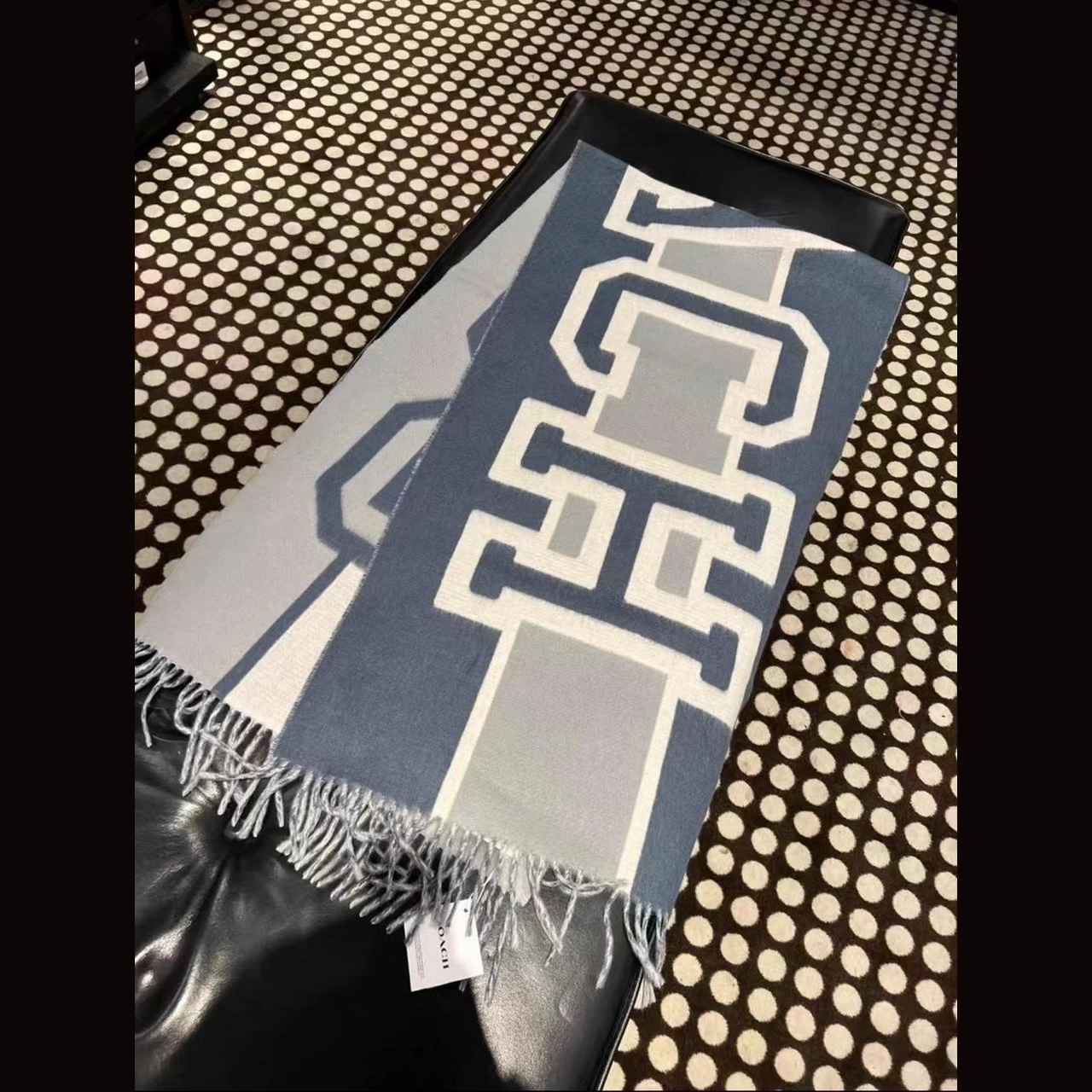 e43164a2-c43b-4909-a91c-7adbbecbc806-9-outlet90-com