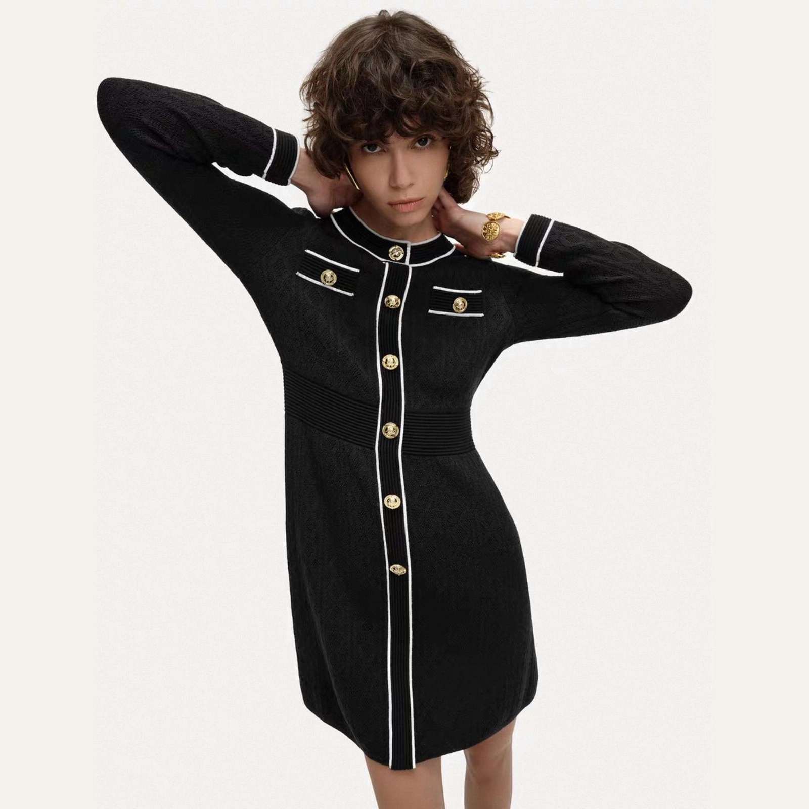 f7c8634e-4746-40f4-9636-d3b028985088-6-outlet90-com