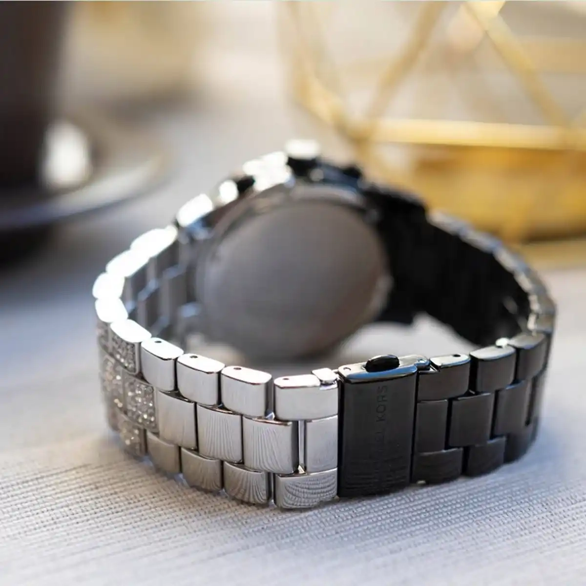 mk7433-original-mk-michael-kors-women-ladies-watch-runway-black-dial-silver-diamond-metal-strap-egypt_8-5-outlet90-com