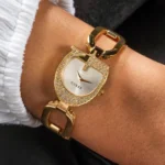 original-woman-guess-gia-gw0683l2-watch-gold-dial-metal-strap-new-collection-in-egypt-21-outlet90-com