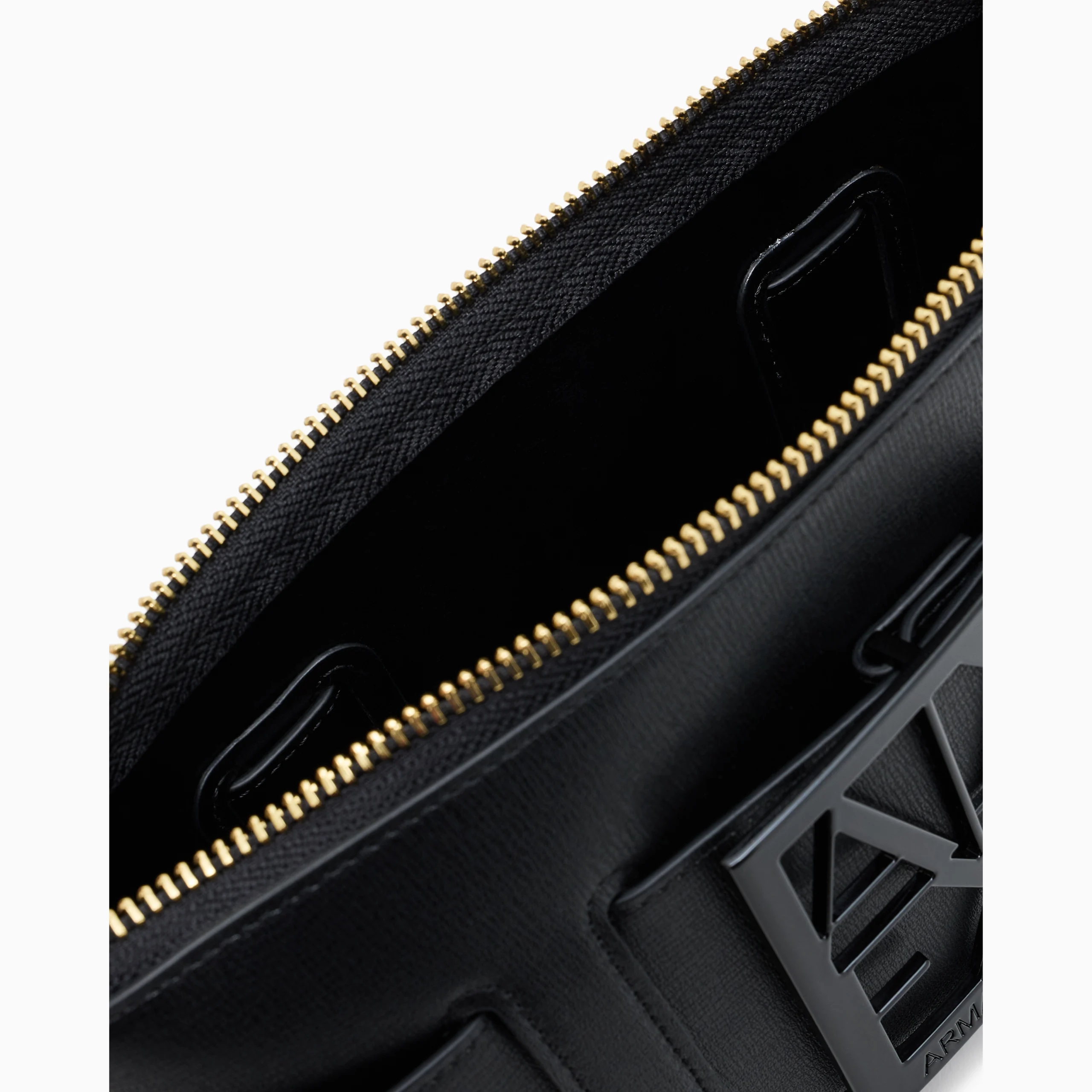 942907_0a874_00020_a_fw2025-5-outlet90-com