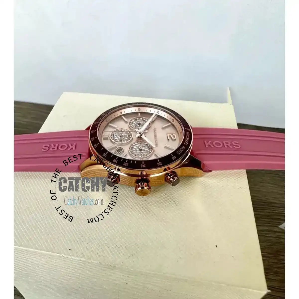 mko1039-original-michael-kors-women-watch-pink-dial-rubber-strap-last-one-new-models-2025-egypt_4-16-outlet90-com