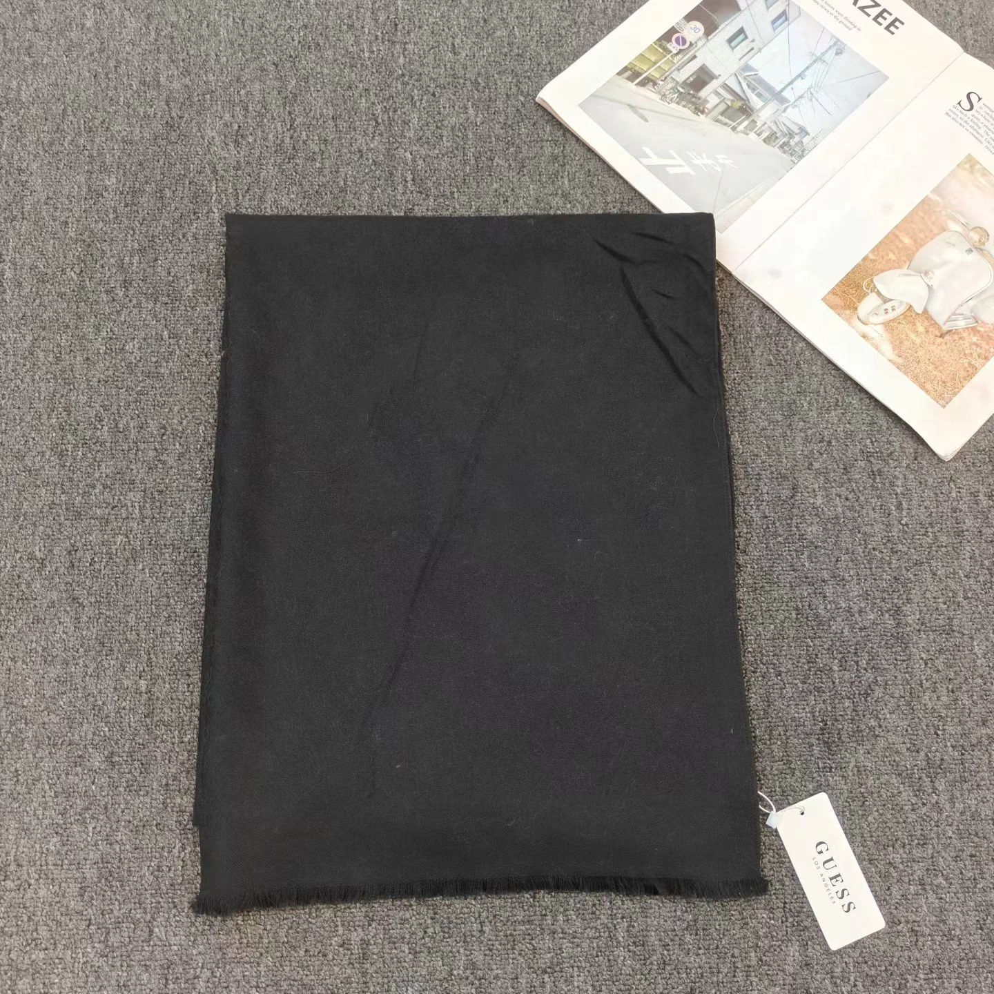 5b223bfa-5230-4bdd-8f80-86d47fc3301f-6-outlet90-com