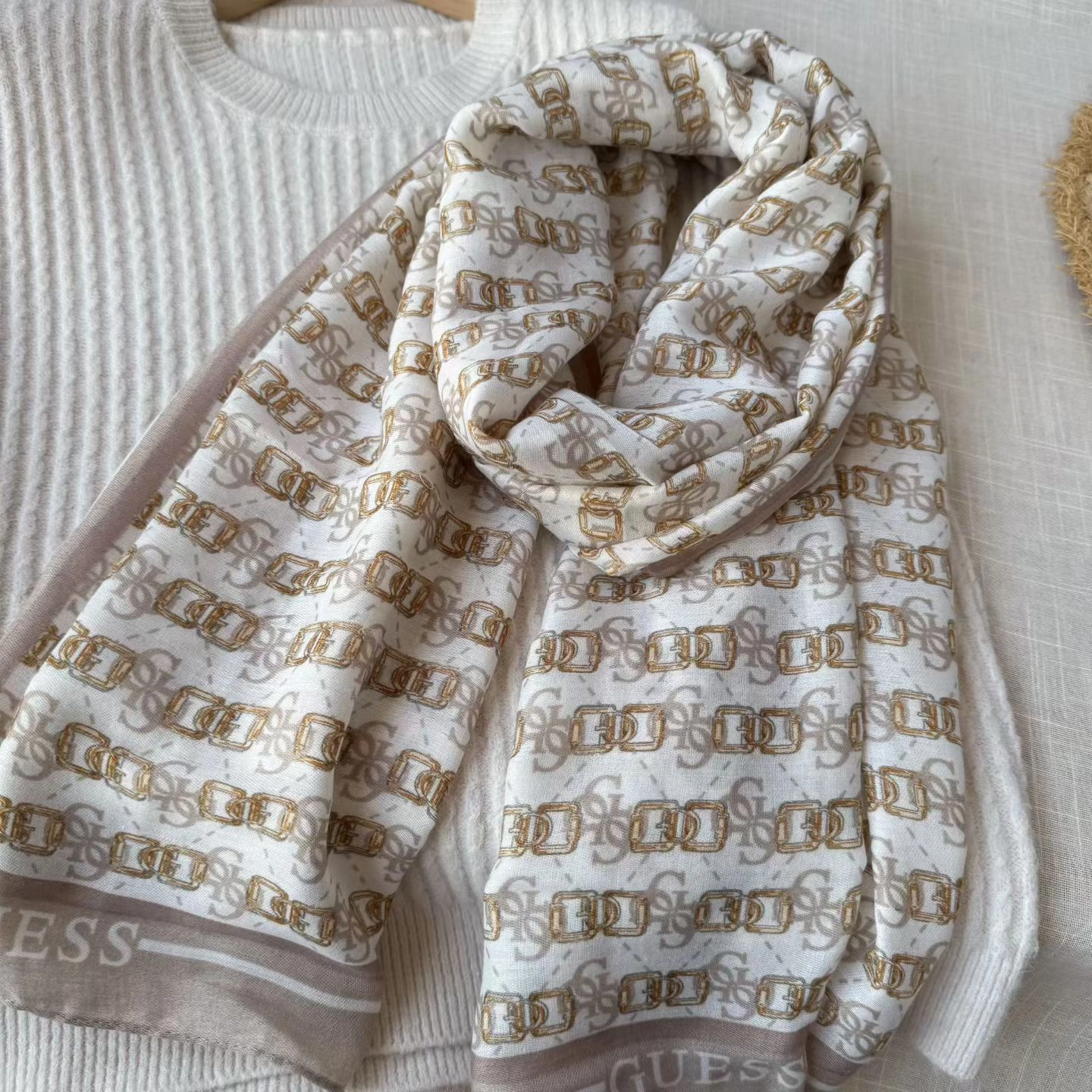 71fa9d97-03ea-448e-99d6-a7f82559bc38-2-outlet90-com