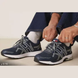 حذاء تومي هيلفيجر