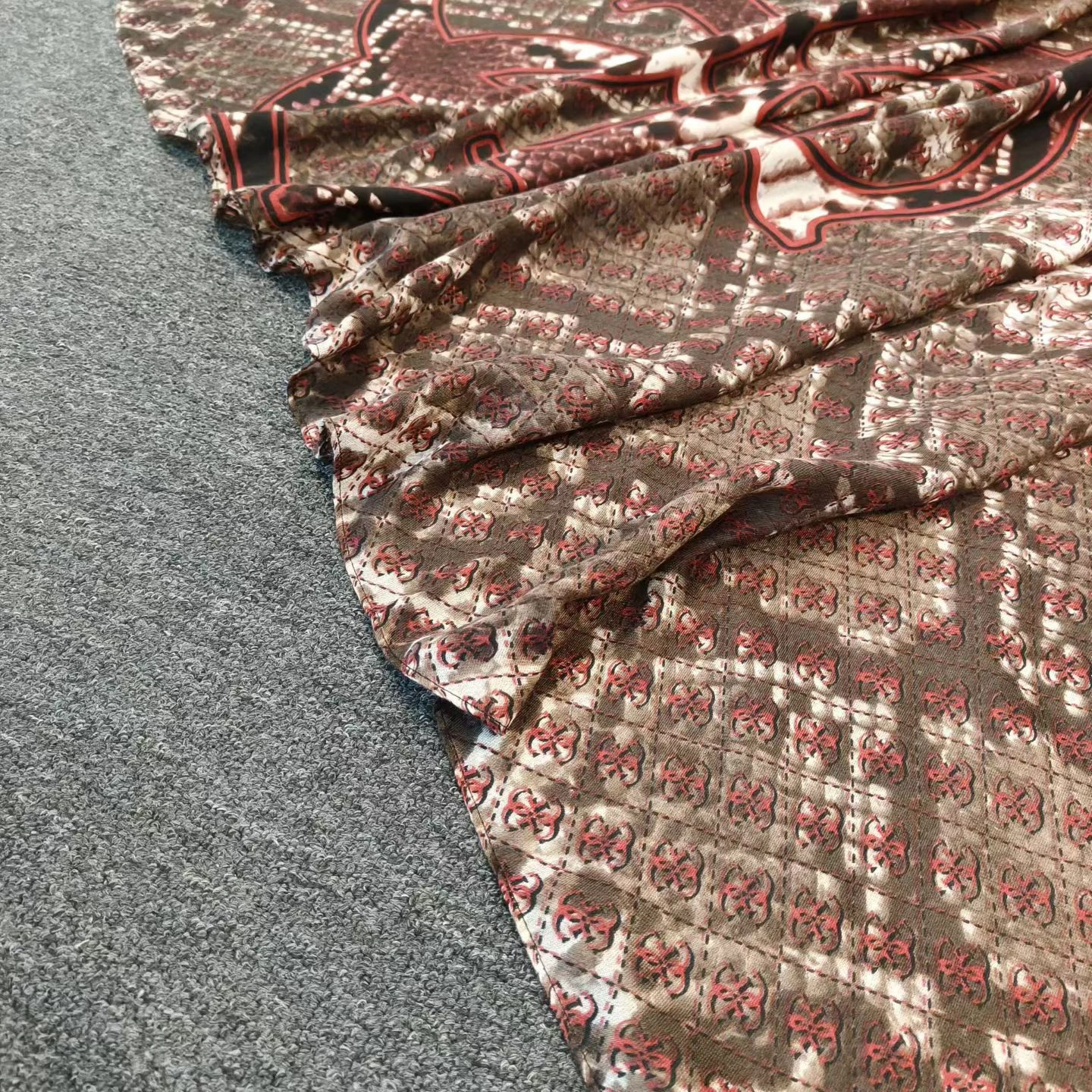 4ee8e5d6-41de-4176-a21b-b27af9ebb7b0-4-outlet90-com