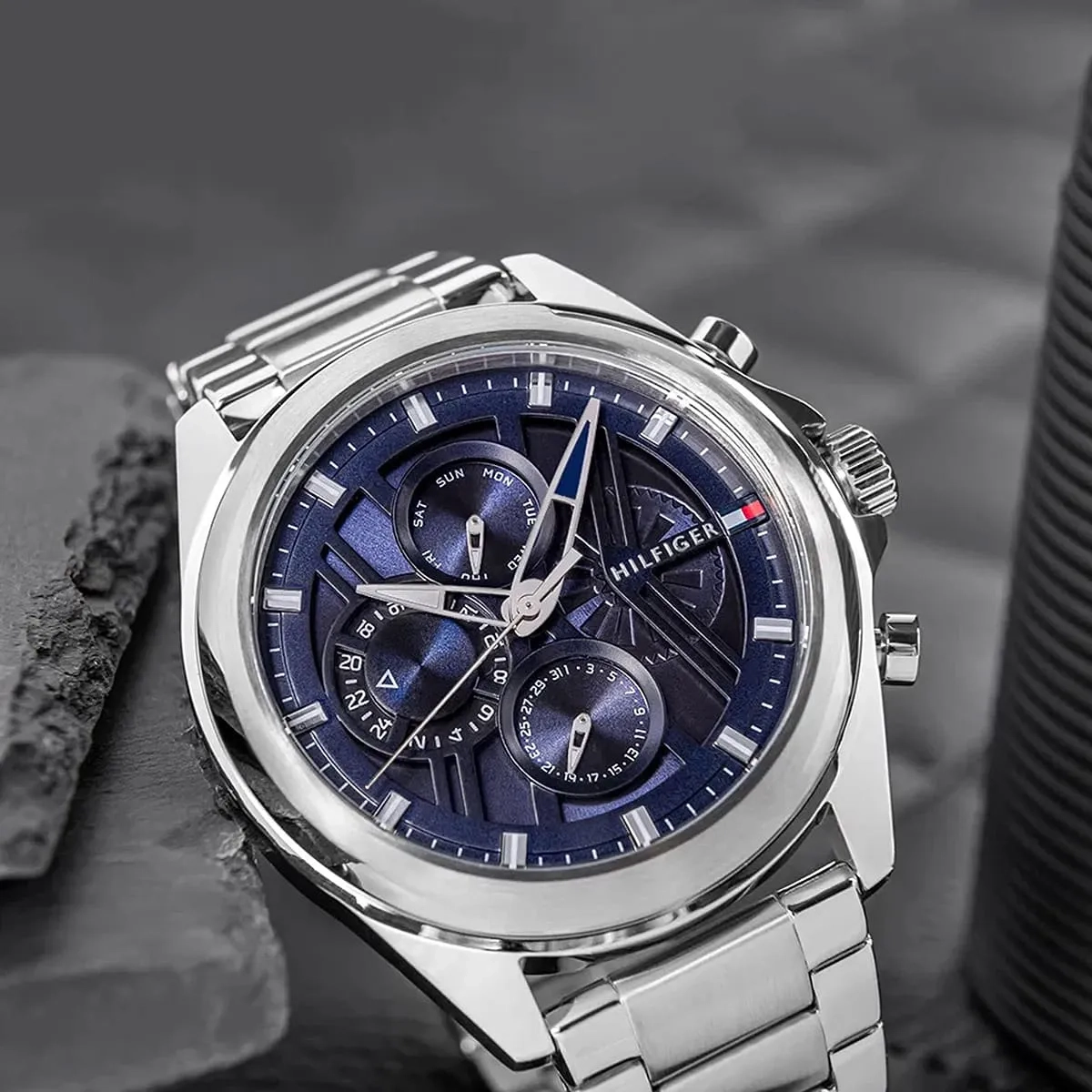 1710656-tommy-hilfiger-watch-men-blue-dial-metal-stainless-steel-silver-strap-quartz-analog-jax_5-3-outlet90-com