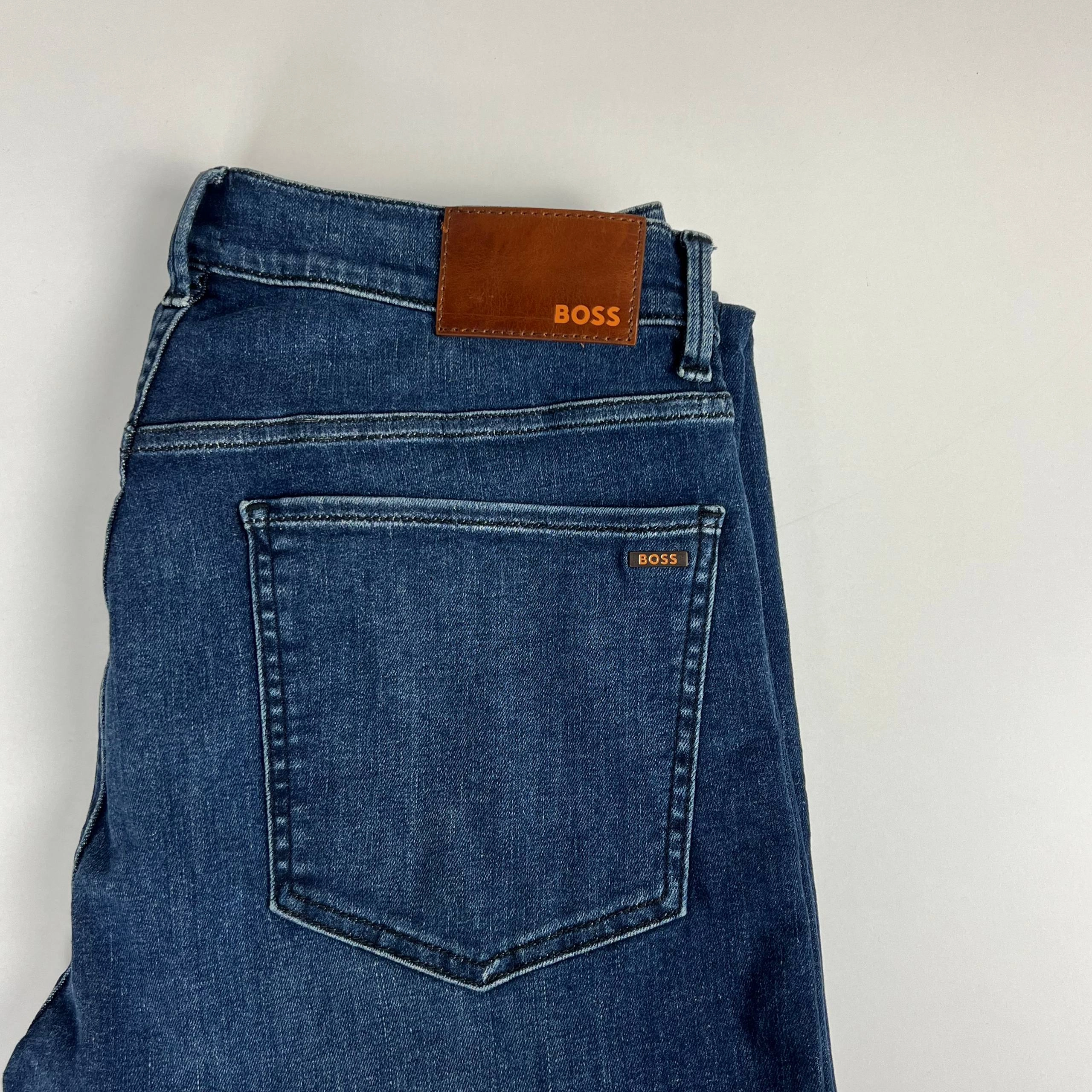 64e134c2-0821-4710-85ea-490196ae69a0-3-outlet90-com