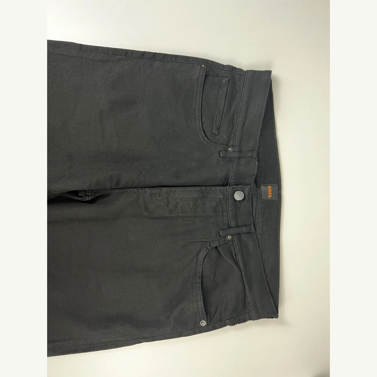 7bea8bdf-25bf-43ba-a8a0-5147e7fcf305-1-outlet90-com