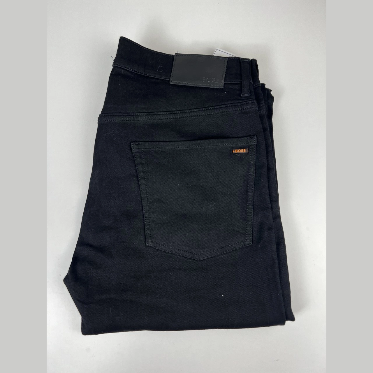 a2014646-a15e-4689-b919-1803a7722eac-3-outlet90-com