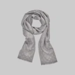 كارل لاجرفيلد وشاح/ سكارف