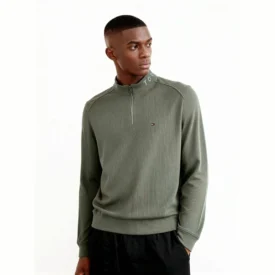 تومي هيلفيجر سويتر