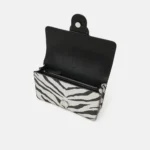 5be8440bd3b0422c97feb40a74a82009-4-outlet90-com